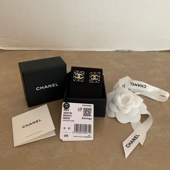 Chanel Square CC Crystal Black & Gold Earrings - Picture 2 of 12